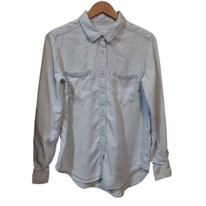 Women's Mossimo Boyfriend Fit Button Down Shirt Medium